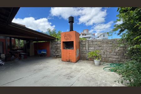 9_photo/952725cfdf.345b129eec441619-ATLAS-ccfb1e7c-ba5e-40a6-a54b-09687c4e1d0f.jpg de casa à venda com 5 quartos, 300m² em Pântano do Sul, Florianópolis