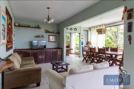 2_photo/952725df0f.ae3b18c23d5eb7a5-ATLAS-52ff6e91-2461-4e89-9da4-5e8f7fca4529.jpg de casa à venda com 4 quartos, 280m² em Praia Acores, Florianópolis