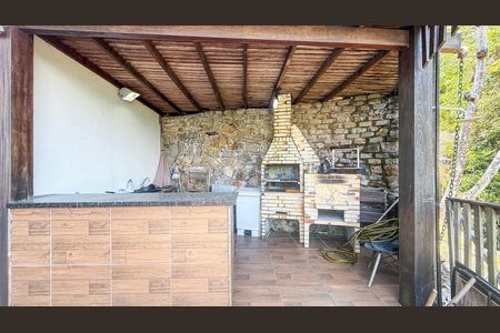 7_photo/95272f7435.d9663f677e6f07d0-ATLAS-737e91e0-6dfc-45dd-bd5b-d6ef95774805.jpg de casa à venda com 3 quartos, 339m² em Ribeirão da Ilha, Florianópolis