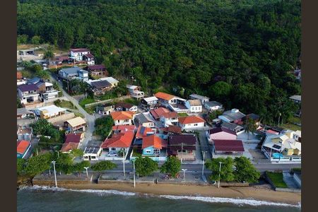 3_photo/95272f8e81.1b043f24ce6f9f2c-ATLAS-56dbedec-360d-43bc-94de-2b629d7c0fe2.jpg de casa para alugar com 4 quartos, 180m² em Ribeirão da Ilha, Florianópolis