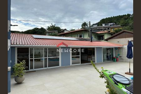 5_photo/95272f8e83.7fcec8176d7b53dc-ATLAS-219c6141-a340-450c-b6b9-de525d8fd366.jpg de casa à venda com 3 quartos, 176m² em Ribeirão da Ilha, Florianópolis