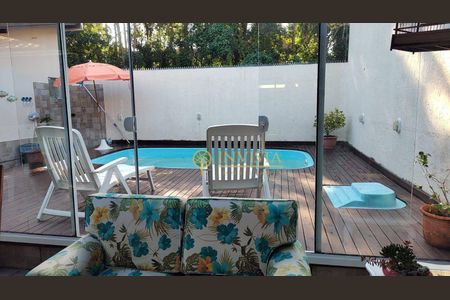 5_photo/95272f909d.82be18ad98973cde-ATLAS-8f0d2121-86b6-4ebe-8b71-33a7d030cdf9.jpg de casa à venda com 3 quartos, 110m² em Ribeirão da Ilha, Florianópolis