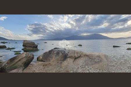 12_photo/95272f90c5.fa2c135d648d81b1-ATLAS-7febc7ca-dbe3-4284-b582-a7ebdc13ced2.jpg de casa à venda com 7 quartos, 257m² em Casa, Florianópolis