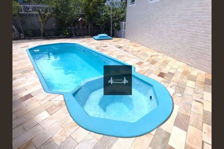 8_photo/95272f997d.e3ded2d2343c8c98-ATLAS-27b3f7ba-e9df-4c71-a828-d75b6aab1d36.jpg de casa à venda com 3 quartos, 261m² em Ribeirão da Ilha, Florianópolis