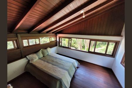 24_photo/95272f9aeb.dc36aeed31212030-ATLAS-ba547812-a8bb-4e78-8341-79f5ef183a2a.jpg de casa à venda com 3 quartos, 210m² em Ribeirão da Ilha, Florianópolis