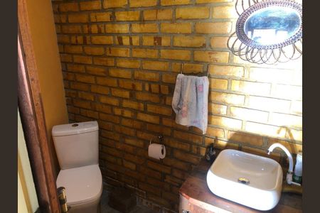 18_photo/95272f9e07.e5e39f347327fa9a-ATLAS-474bbc57-ca24-4842-9e56-41e293f6e410.jpg de casa à venda com 2 quartos, 150m² em Ribeirão da Ilha, Florianópolis