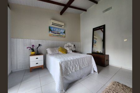 8_photo/952730816b.80a7f3f1b00bd23a-ATLAS-14a6d72d-3e15-4da1-bdc0-d241fd59bc74.jpg de casa à venda com 4 quartos, 234m² em Tapera, Florianópolis