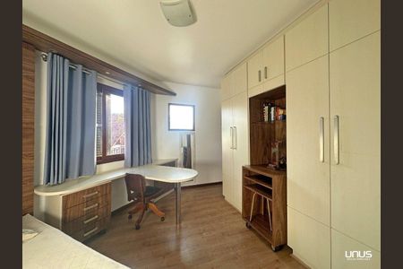 7_photo/9527360eaf.68fea5cf95d25830-ATLAS-36f49ea8-a221-441b-afdb-27acf41f7ebf.jpg de casa à venda com 3 quartos, 300m² em Centro, São José