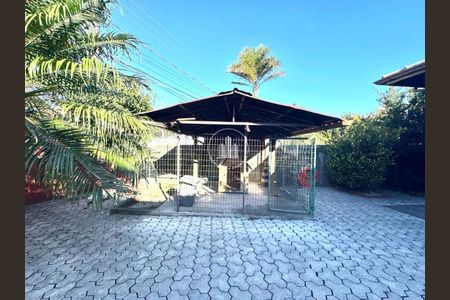 11_photo/952736117d.f7b46fd9919be053-ATLAS-8d4cff19-4e2d-4bb0-96bc-8bef1f42ad57.jpg de casa à venda com 3 quartos, 230m² em Centro, São José