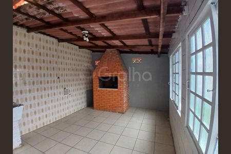 10_photo/9527362907.b60f5a7682bed42c-ATLAS-c64e1435-cdd0-4a5d-b76e-0a8b38fabcf5.jpg de casa à venda com 3 quartos, 110m² em Capoeiras, Florianópolis