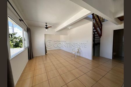 23_photo/9527362cd3.201e42ffab0c16fd-ATLAS-f37292e3-d07b-4fb4-bfef-8351b1ea934e.jpg de casa à venda com 2 quartos, 120m² em Capoeiras, Florianópolis