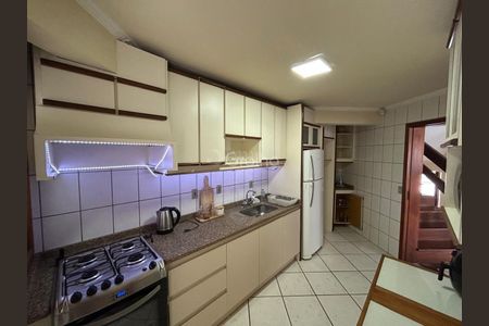 7_photo/9527362d37.6d966f5fb5582f4e-ATLAS-3294cc7c-da95-407c-8003-e919d53e6a0a.jpg de casa à venda com 4 quartos, 294m² em Capoeiras, Florianópolis