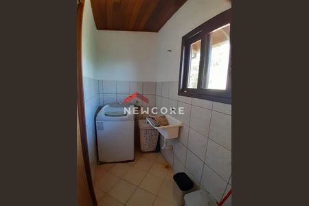 13_photo/9527362dc7.d7a91d1757fec3a4-ATLAS-78845fc5-3be9-4f6c-8452-3d21ab99da2e.jpg de casa à venda com 7 quartos, 154m² em Capoeiras, Florianópolis