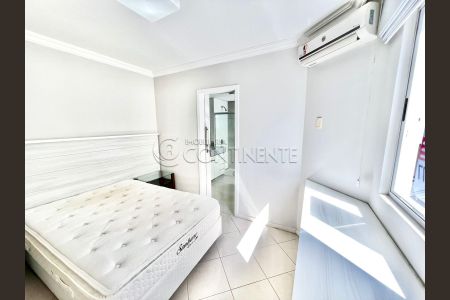 5_photo/95273795b1.d505c9d9834fda44-ATLAS-149a3e90-cf98-4e05-84bd-585fd868044b.jpg de apartamento à venda com 3 quartos, 115m² em Coqueiros, Florianópolis