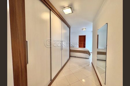 28_photo/95273795b1.d505c9d9834fda44-ATLAS-270ffcbe-d3a6-447a-befe-e2a578f9755f.jpg de apartamento à venda com 3 quartos, 115m² em Coqueiros, Florianópolis