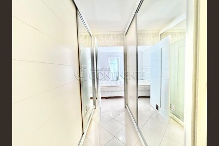 7_photo/95273795b1.d505c9d9834fda44-ATLAS-27c79d3e-be05-4f9b-9e3b-ccc3db3c7ec7.jpg de apartamento à venda com 3 quartos, 115m² em Coqueiros, Florianópolis