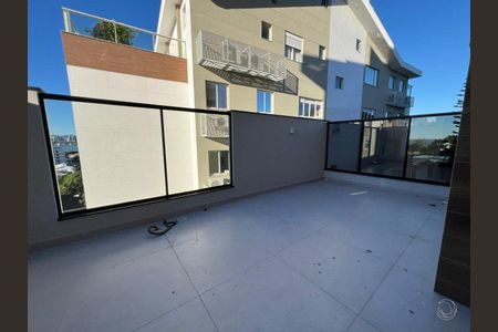 8_photo/9527379797.cfda7ea618ae26cc-ATLAS-d2a499ec-56b0-4ab9-abd2-403920bf0d8f.jpg de apartamento à venda com 2 quartos, 100m² em Coqueiros, Florianópolis