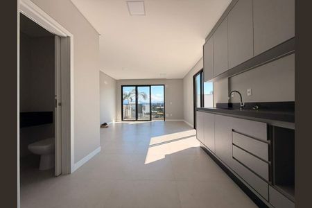 3_photo/95273797bf.1d48f6253154a4f2-ATLAS-3583e2b8-6c7b-4619-a106-e2a83223835d.jpg de apartamento à venda com 1 quarto, 75m² em Coqueiros, Florianópolis