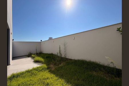 9_photo/95273797bf.1d48f6253154a4f2-ATLAS-e50d53c0-8bdc-4cf5-9236-b35d821fe1b7.jpg de apartamento à venda com 1 quarto, 75m² em Coqueiros, Florianópolis