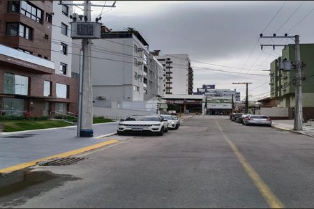 4_photo/95273797d9.93c9471c7d70a86e-ATLAS-e0ddfe3a-7b8b-47a8-8105-db204ba771d2.jpg de apartamento à venda com 3 quartos, 99m² em Coqueiros, Florianópolis