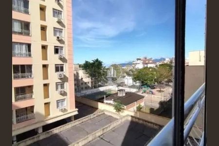 8_photo/952737a34b.5a7e054ad1a7e66f-ATLAS-45035a11-1e8e-400a-b98d-494987b6e947.jpg de apartamento à venda com 2 quartos, 81m² em Coqueiros, Florianópolis