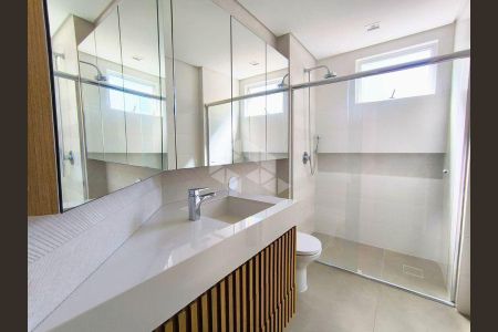 17_photo/952737a34b.ee0130f2bd1cbbe7-ATLAS-825d0f86-157e-422d-ba7c-487747f79dd5.jpg de apartamento para alugar com 2 quartos, 82m² em Coqueiros, Florianópolis