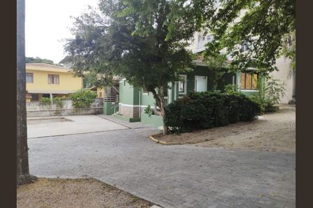 10_photo/952737a57d.4c0bbf7ad7ab9cde-ATLAS-bee5fa11-9cea-4f77-a4a2-8816368b8060.jpg de casa para alugar com 5 quartos, 125m² em Coqueiros, Florianópolis