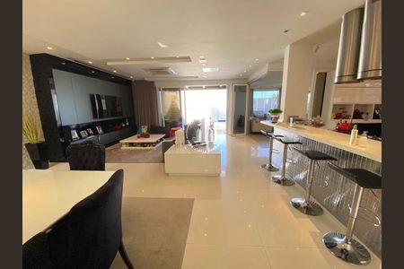 12_photo/952737a5a5.74a96c0b2c4b8c29-ATLAS-5fd60a63-dbdb-4184-8ca0-e546e65416e2.jpg de casa à venda com 4 quartos, 900m² em Coqueiros, Florianópolis