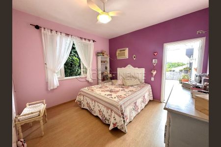 17_photo/952737a5a7.1aa5b8f538f3adaf-ATLAS-39061cc8-297b-4511-bfcb-c8941dff8e40.jpg de casa à venda com 3 quartos, 271m² em Coqueiros, Florianópolis