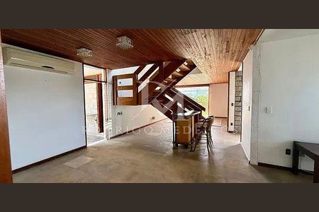 12_photo/952737a5ad.aef4de6394ba8e6d-ATLAS-919b920c-e20b-41ca-80a5-7d9721454747.jpg de casa à venda com 4 quartos, 300m² em Coqueiros, Florianópolis