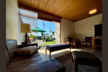 6_photo/952737a5ad.aef4de6394ba8e6d-ATLAS-a8bafc24-5ce3-4ecf-a0df-5f2283cc69cd.jpg de casa à venda com 3 quartos, 300m² em Coqueiros, Florianópolis