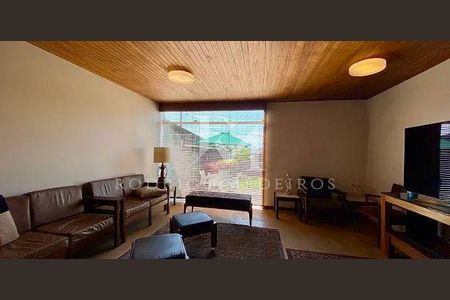 4_photo/952737a5ad.aef4de6394ba8e6d-ATLAS-ac37b1a5-54fc-487d-96fe-4568aca7ce28.jpg de casa à venda com 4 quartos, 300m² em Coqueiros, Florianópolis