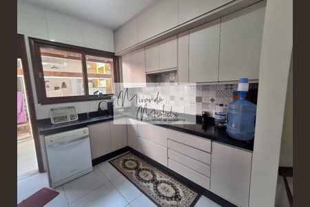 19_photo/952737b06f.7e2ea02b9085bf9d-ATLAS-9732e2e0-c93c-4785-9a04-a0d2f1e0ae33.jpg de casa à venda com 5 quartos, 263m² em Itaguaçu, Florianópolis