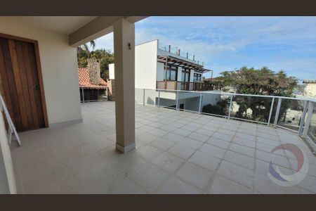 15_photo/952737b085.ead0744c2329e0c8-ATLAS-2d659990-d9c9-4334-8295-92dbbd3db419.jpg de casa à venda com 7 quartos, 386m² em Itaguaçu, Florianópolis