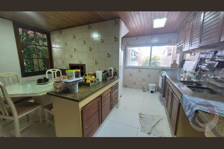 43_photo/952737b085.ead0744c2329e0c8-ATLAS-81b0a56d-2739-403a-97be-36a8476de4e0.jpg de casa à venda com 7 quartos, 386m² em Itaguaçu, Florianópolis