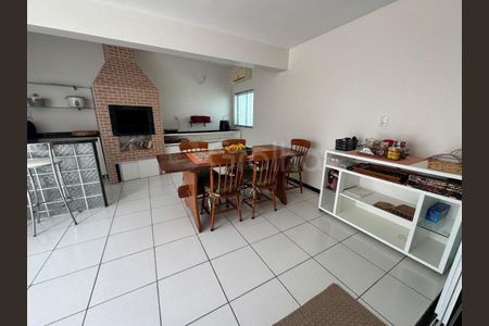 19_photo/952737b0bb.64be89600eea995d-ATLAS-03cc86fc-97d8-4e76-8a68-35d9bb6441df.jpg de casa à venda com 3 quartos, 319m² em Itaguaçu, Florianópolis