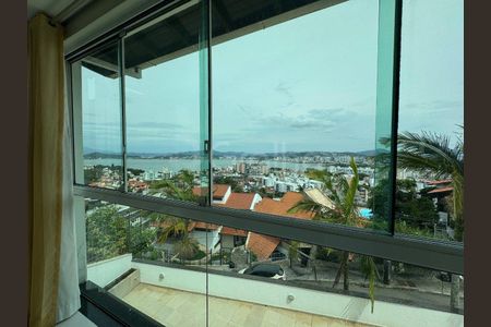 3_photo/952737b0bb.64be89600eea995d-ATLAS-4b041d8f-8307-4e1b-863a-1faece0a9e5e.jpg de casa à venda com 3 quartos, 319m² em Itaguaçu, Florianópolis