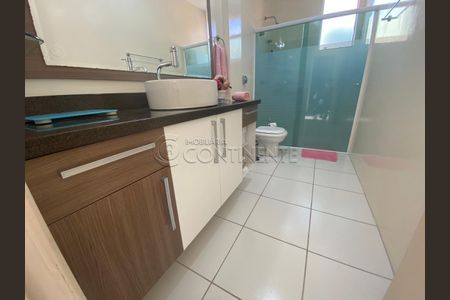 47_photo/952737b0c7.c73b78bac5a2f3b6-ATLAS-f18ba877-fd34-41f1-abdc-eab2e0f7c28e.jpg de casa à venda com 3 quartos, 320m² em Itaguaçu, Florianópolis