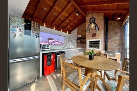 5_photo/952737b145.ff814dd41d6488d0-ATLAS-278b43b0-da1d-405f-a60c-e4af328a9201.jpg de casa para alugar com 3 quartos, 12m² em Abraão, Florianópolis