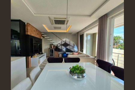 3_photo/952737b145.ff814dd41d6488d0-ATLAS-eb8f64e4-734a-4b1b-8f53-eb9274d85e59.jpg de casa para alugar com 3 quartos, 12m² em Abraão, Florianópolis