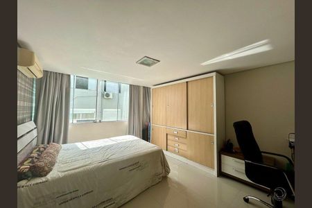 21_photo/952737b15d.86e613e64d8b16cf-ATLAS-a981cfbd-861f-430d-b19d-be8362a45ea6.jpg de apartamento à venda com 4 quartos, 228m² em Abraão, Florianópolis