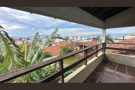 46_photo/952737b1a1.e7056842b54bb805-ATLAS-dbcfe24f-032b-4ccc-bb2c-178207e2b25d.jpg de casa à venda com 5 quartos, 231m² em Itaguaçu, Florianópolis