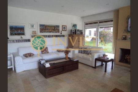 5_photo/952737b1b3.1463d70521bc8e9f-ATLAS-6cd9b052-5d2c-4c4b-af2e-f30a02c75b9a.jpg de casa à venda com 4 quartos, 360m² em Itaguaçu, Florianópolis