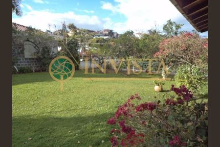 3_photo/952737b1b3.1463d70521bc8e9f-ATLAS-a1827a11-9e42-464d-9f8e-836b8dc5640f.jpg de casa à venda com 4 quartos, 360m² em Itaguaçu, Florianópolis