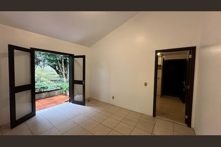 9_photo/952737b1c9.e78a3bff2ad56a74-ATLAS-cb1d7efa-e6c9-4706-9376-ffa2ed06ad63.jpg de casa à venda com 5 quartos, 231m² em Itaguaçu, Florianópolis