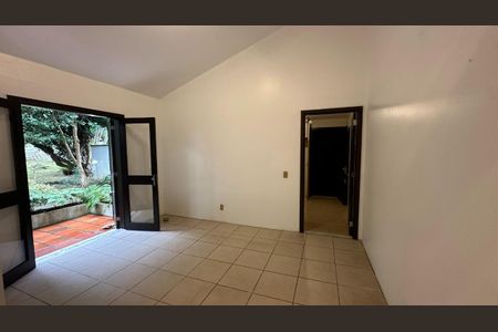 2_photo/952737b1c9.e78a3bff2ad56a74-ATLAS-e226b8a9-6fe8-4a4b-bb4b-fff1402bb177.jpg de casa à venda com 5 quartos, 231m² em Itaguaçu, Florianópolis