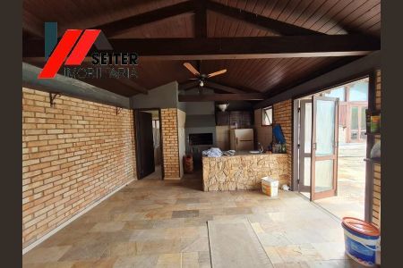 9_photo/952737b1e3.7a37549eceeba21f-ATLAS-734457cb-77fa-46ae-830d-e0581335bb29.jpg de casa para alugar com 5 quartos, 360m² em Itaguaçu, Florianópolis