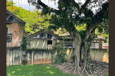 2_photo/952737b30b.2a17df7df6ae08cb-ATLAS-277238ae-29cc-4ca4-b2b2-aa40246fecb2.jpg de casa à venda com 3 quartos, 327m² em Bom Abrigo, Florianópolis