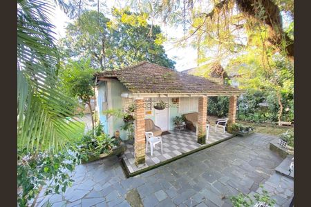 10_photo/952737b30b.2a17df7df6ae08cb-ATLAS-8334d1b5-d55d-46e1-81b1-e26e02bb1236.jpg de casa à venda com 3 quartos, 327m² em Bom Abrigo, Florianópolis