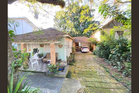 11_photo/952737b30b.2a17df7df6ae08cb-ATLAS-85456b68-d7d2-45f0-a46d-cbffe5cd35fa.jpg de casa à venda com 3 quartos, 327m² em Bom Abrigo, Florianópolis